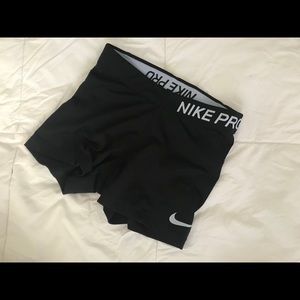 Nike Pro Shorts XS